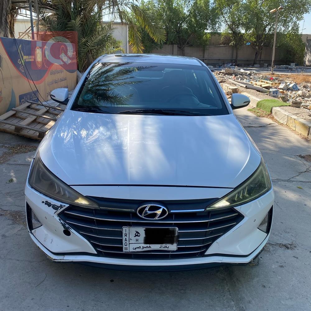 هیوندای ئەلەنترا